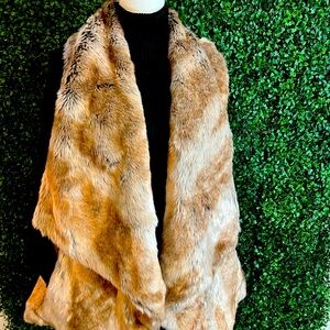 EUC! Altar’d State Shaggy Faux Fur Vest, Size Large